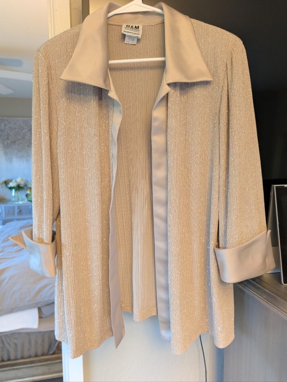 R & M Richards Shimmery Beige Silk Cuff Butterfly Collar Open Front Cardigan Set
